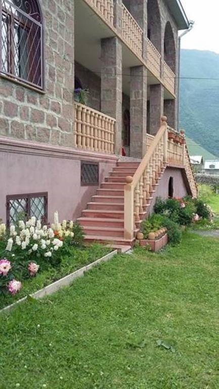 Max Hotel Gogi Alibegashvili Степанцмінда Екстер'єр фото
